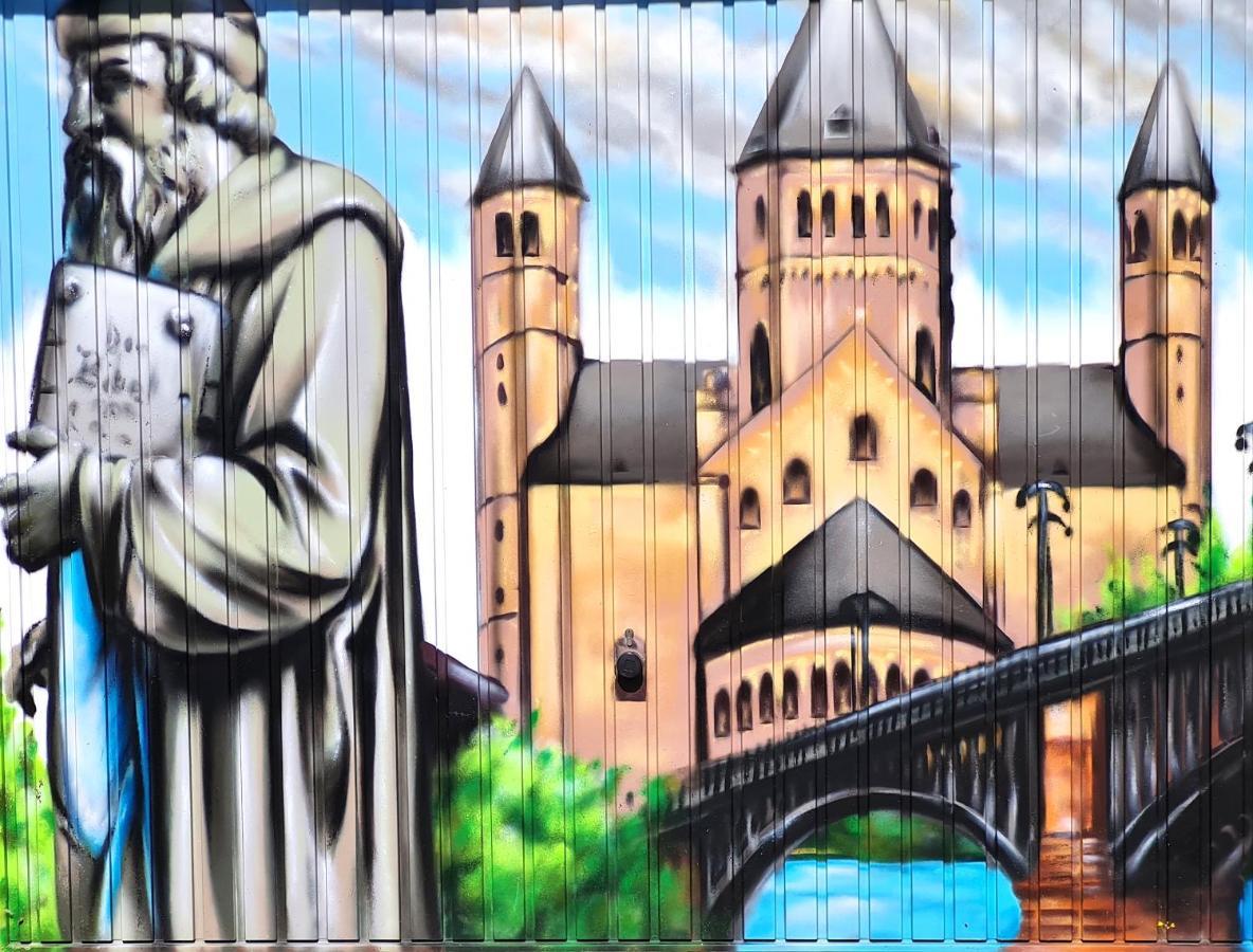 מיינץ Chagall - Helles Und Gemuetliches Appartement Nahe Der Historischen Altstadt מראה חיצוני תמונה
